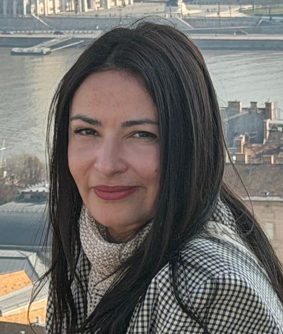 Sinziana Sighiartau